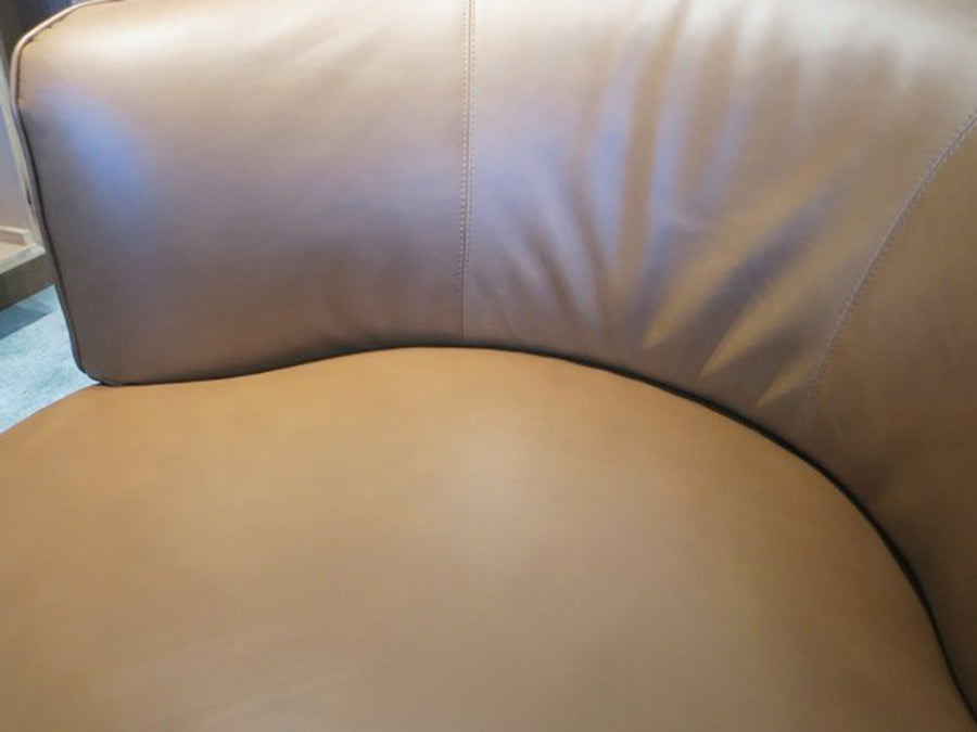 26651■Molteni&C モルティー二 パーソナルチェア/１Pチェア ELAIN レザー 定96.2万■展示品/中古品