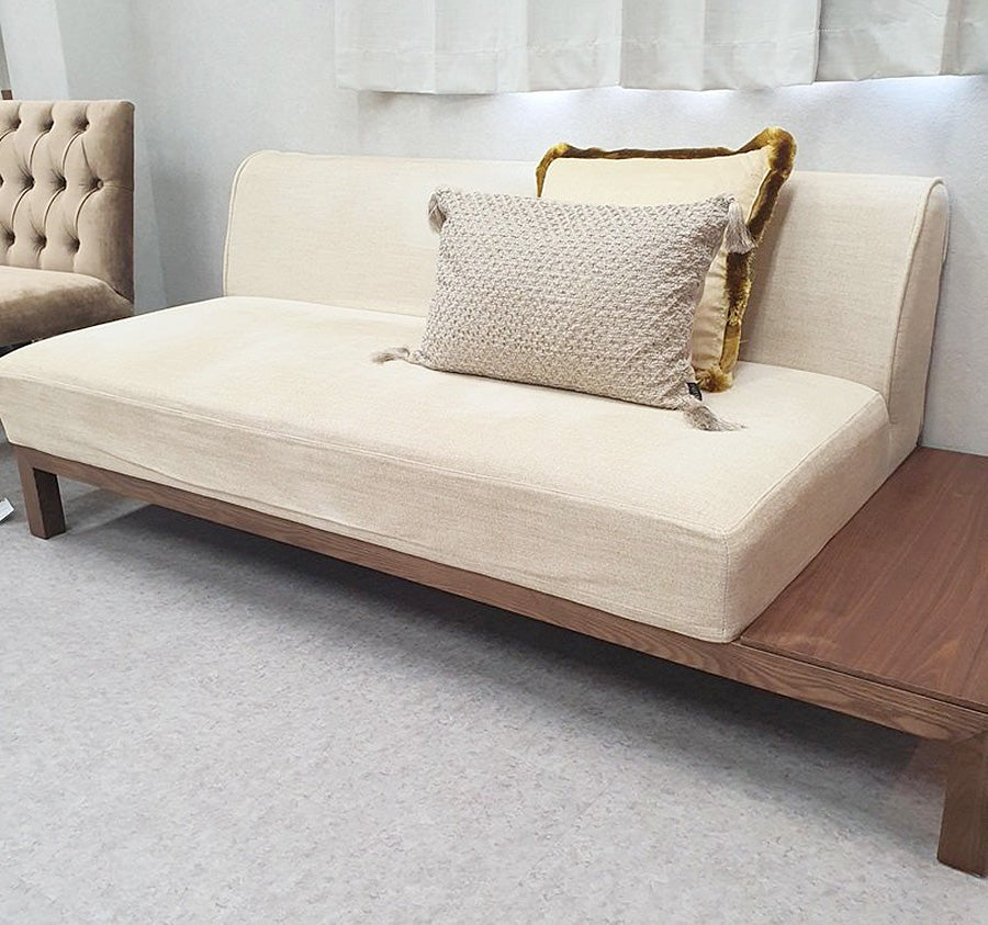 29079■FUJIEI（藤栄） ２Pソファ W1750×D780×H680■展示品/中古品